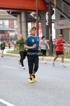 Runner Photo 4702386