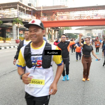 Runner Photo 4702416