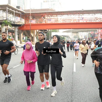 Runner Photo 4702454