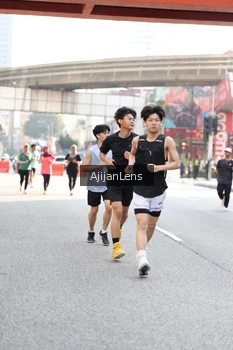 Runner Photo 4702468