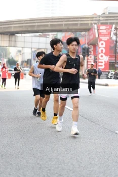 Runner Photo 4702469