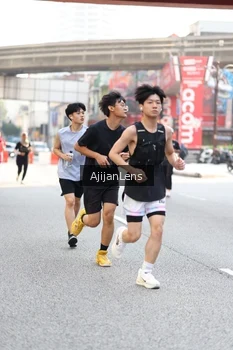 Runner Photo 4702473