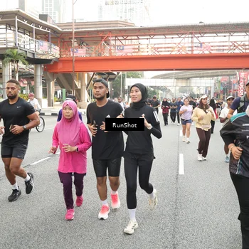 Runner Photo 4702523