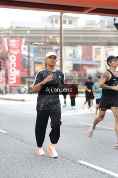 Runner Photo 4702531
