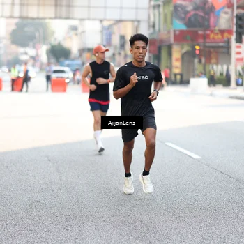 Runner Photo 4702619