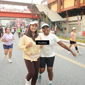 Runner Photo 4702623