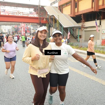 Runner Photo 4702641