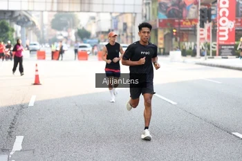 Runner Photo 4702653
