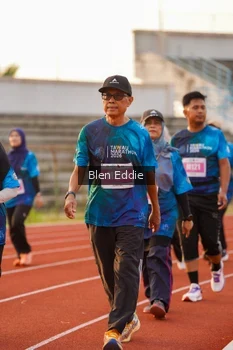 Runner Photo 4702657