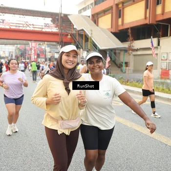 Runner Photo 4702663