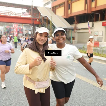 Runner Photo 4702675