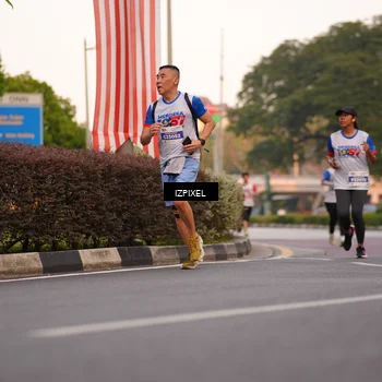 Runner Photo 4702714