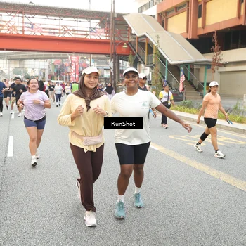 Runner Photo 4702742