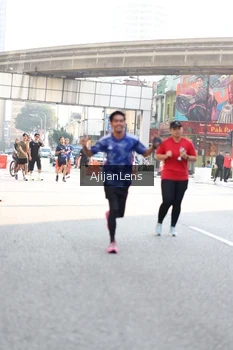 Runner Photo 4702758