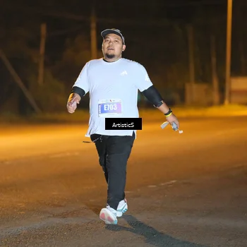 Runner Photo 4702760
