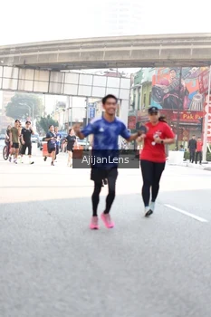 Runner Photo 4702770