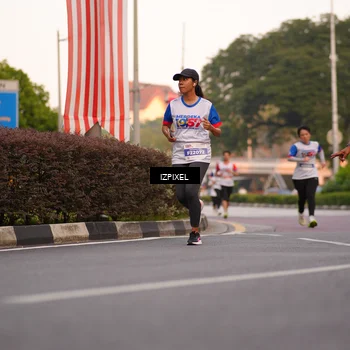 Runner Photo 4702849