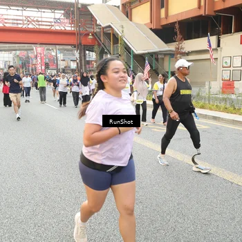Runner Photo 4702900