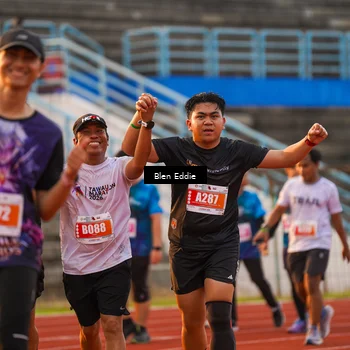Runner Photo 4702909