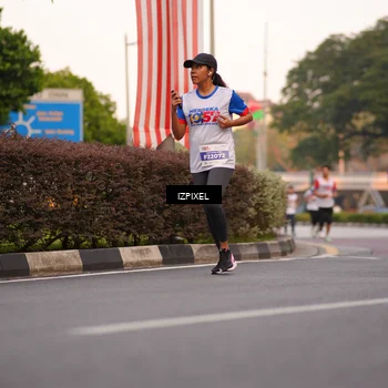 Runner Photo 4702951