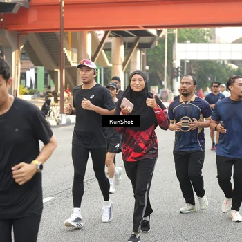 Runner Photo 4702979