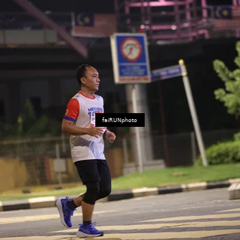 Runner Photo 4703017