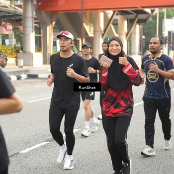 Runner Photo 4703032