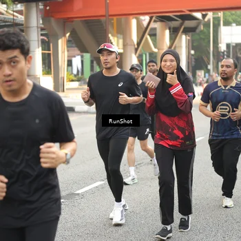 Runner Photo 4703044