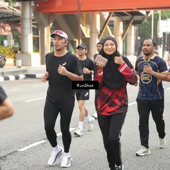 Runner Photo 4703045
