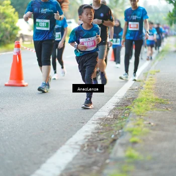 Runner Photo 4703145
