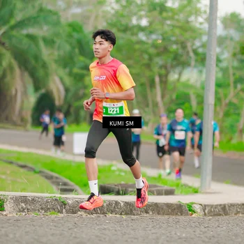 Runner Photo 4703170