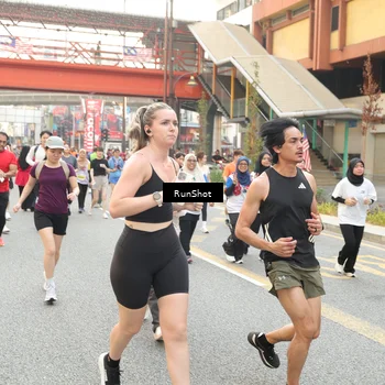 Runner Photo 4703257