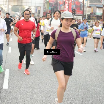Runner Photo 4703312