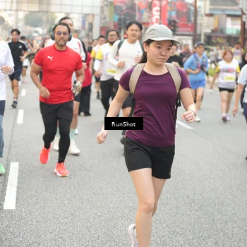 Runner Photo 4703324