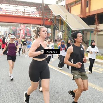 Runner Photo 4703341