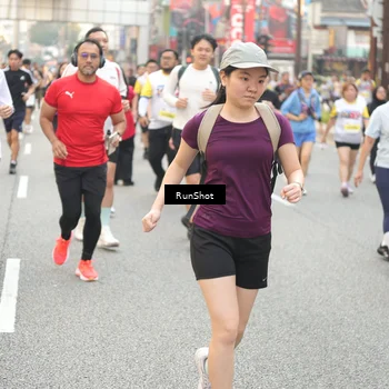 Runner Photo 4703359