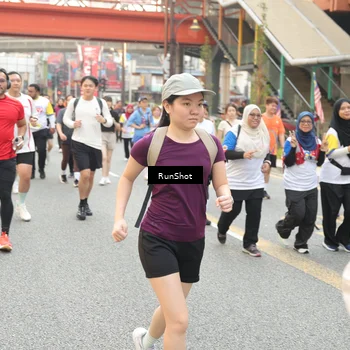 Runner Photo 4703367