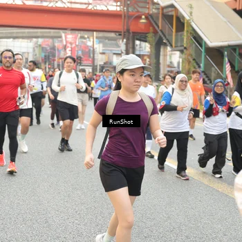 Runner Photo 4703377