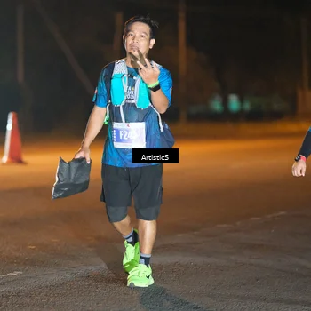 Runner Photo 4703386