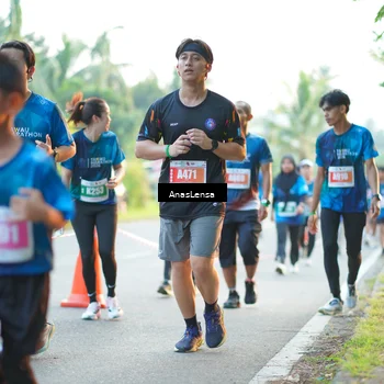 Runner Photo 4703430