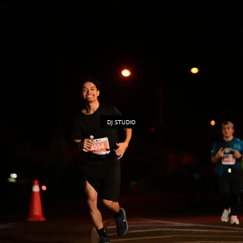Runner Photo 4703451
