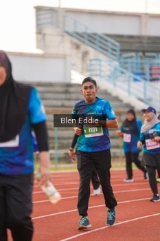 Runner Photo 4703469
