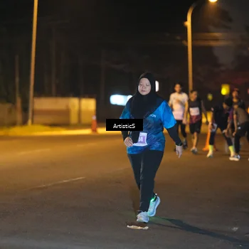 Runner Photo 4703491