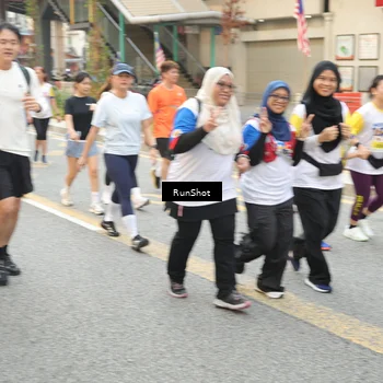Runner Photo 4703497
