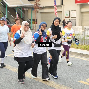 Runner Photo 4703506