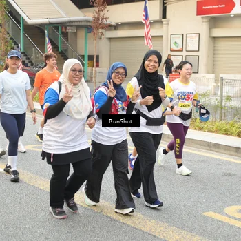 Runner Photo 4703518