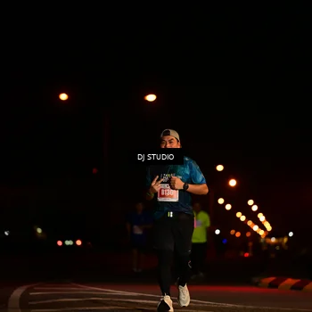 Runner Photo 4703542