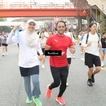Runner Photo 4703559