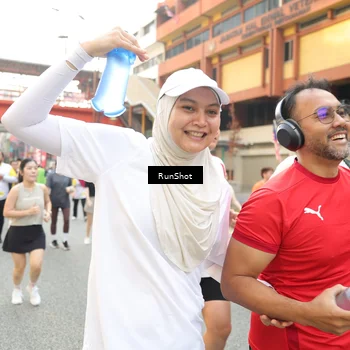 Runner Photo 4703576