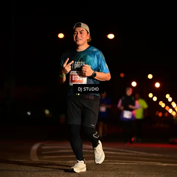 Runner Photo 4703599